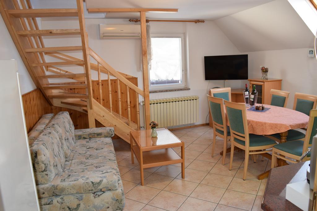 Apartments Mrakic Bovec Esterno foto