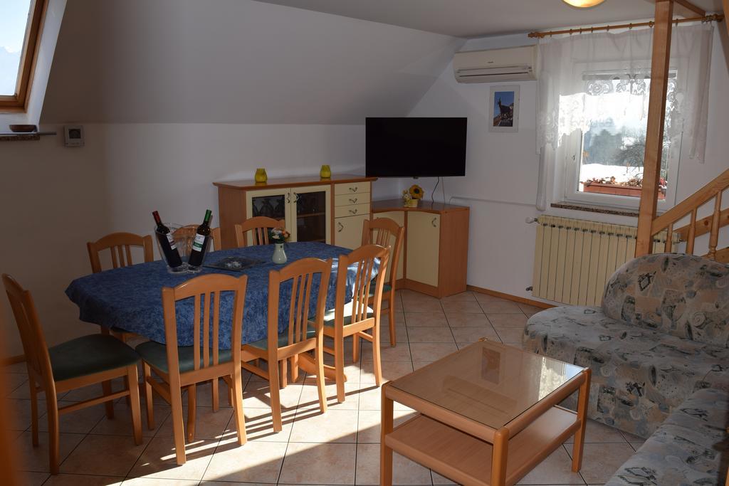 Apartments Mrakic Bovec Esterno foto